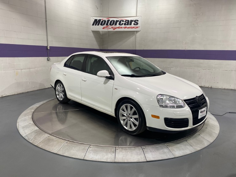 Used-2010-Volkswagen-Jetta-Wolfsburg-Edition-FWD