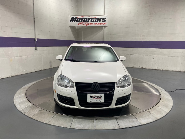 Used-2010-Volkswagen-Jetta-Wolfsburg-Edition-FWD