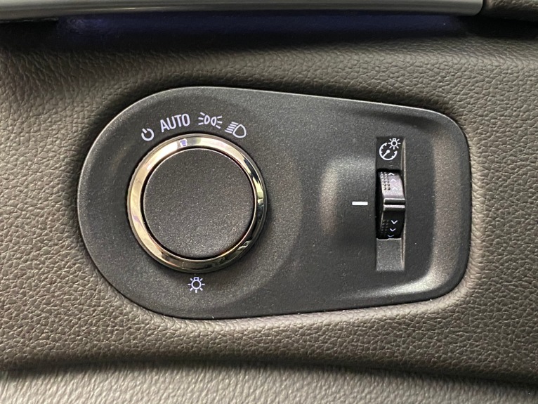 Used-2014-Cadillac-SRX-Luxury-Collection-AWD