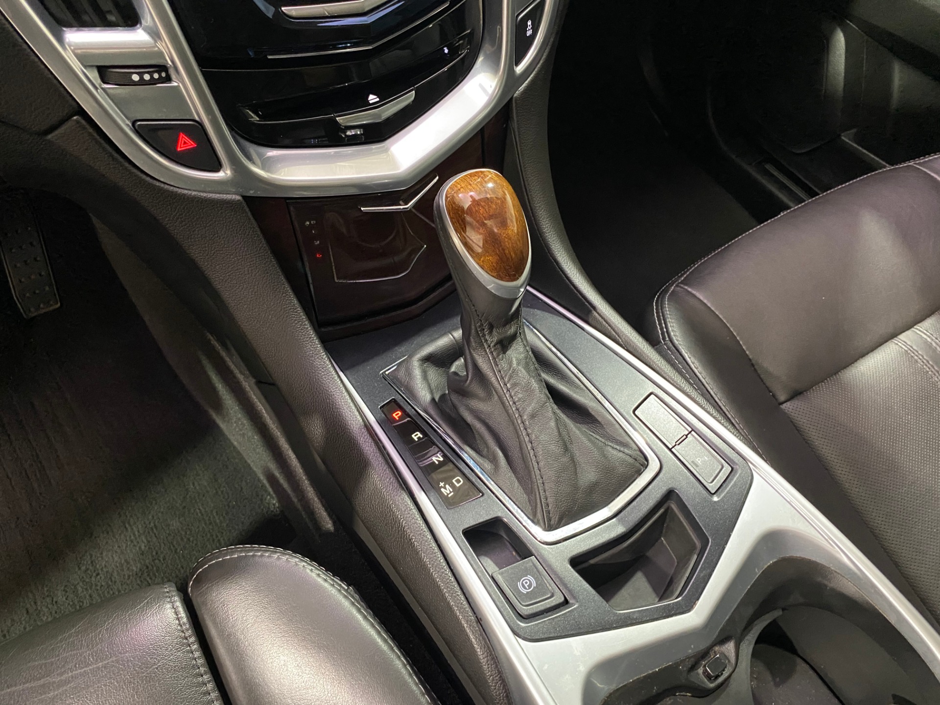 Used-2014-Cadillac-SRX-Luxury-Collection-AWD