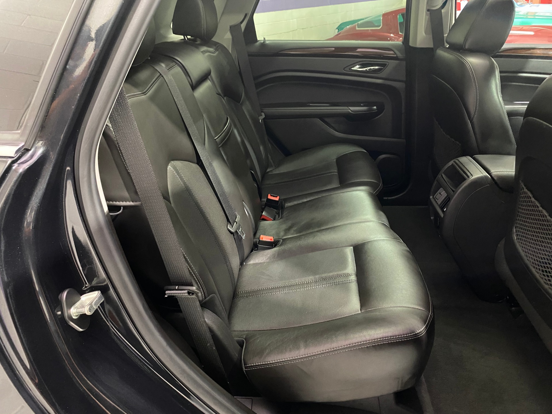 Used-2014-Cadillac-SRX-Luxury-Collection-AWD
