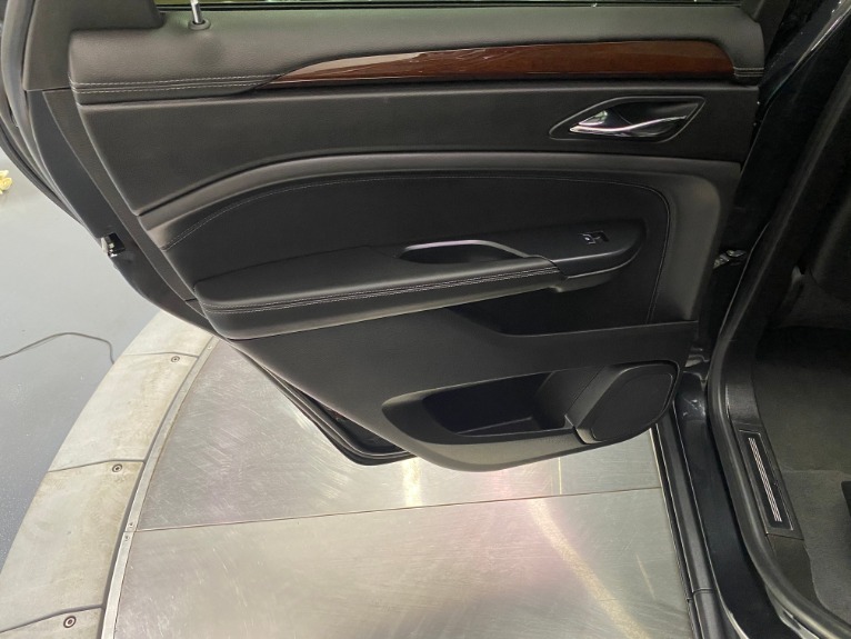 Used-2014-Cadillac-SRX-Luxury-Collection-AWD