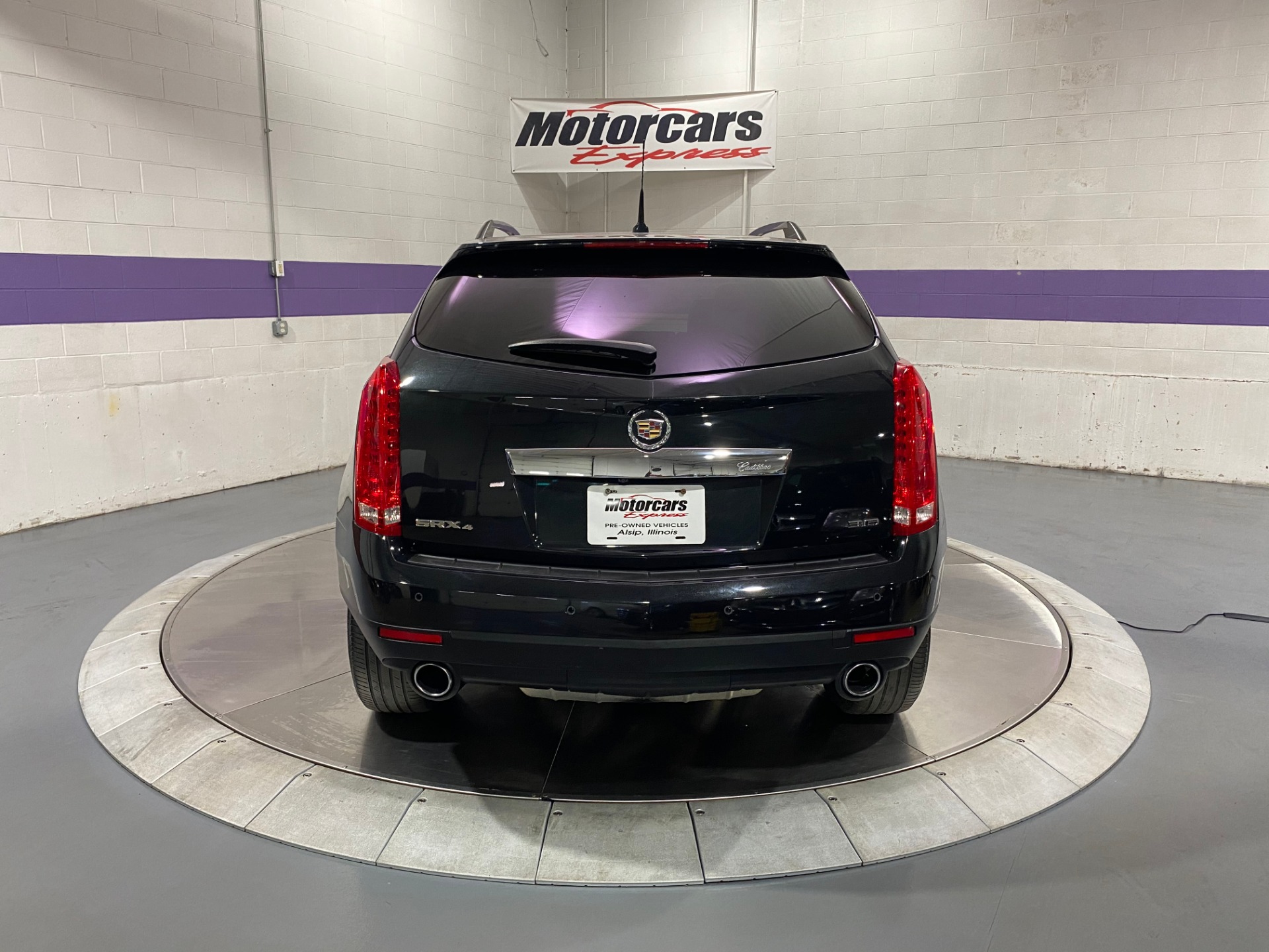 Used-2014-Cadillac-SRX-Luxury-Collection-AWD