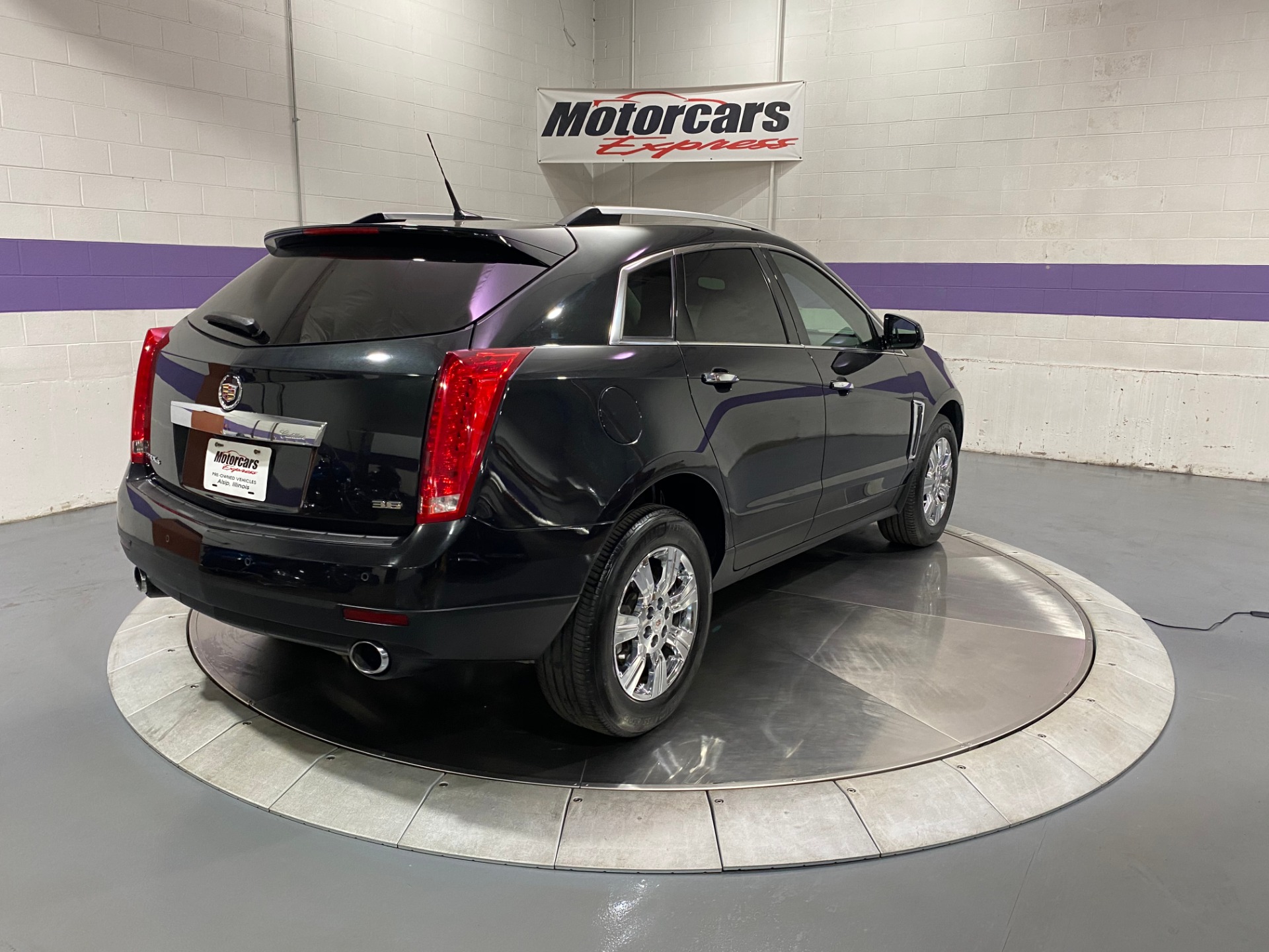 Used-2014-Cadillac-SRX-Luxury-Collection-AWD