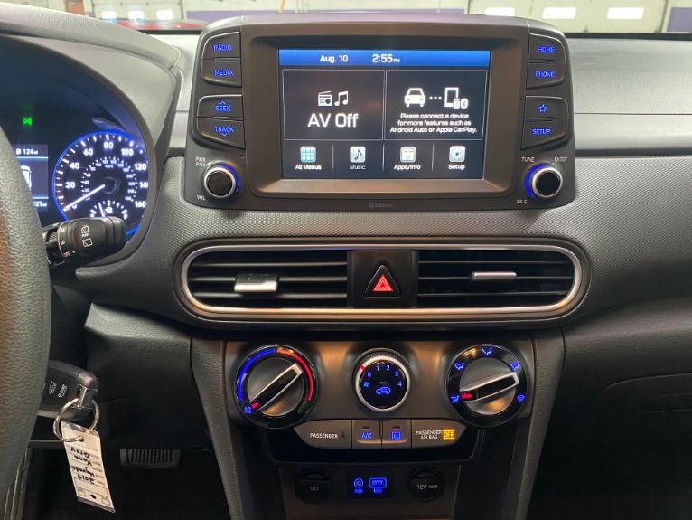 Used-2019-Hyundai-Kona-SE-FWD