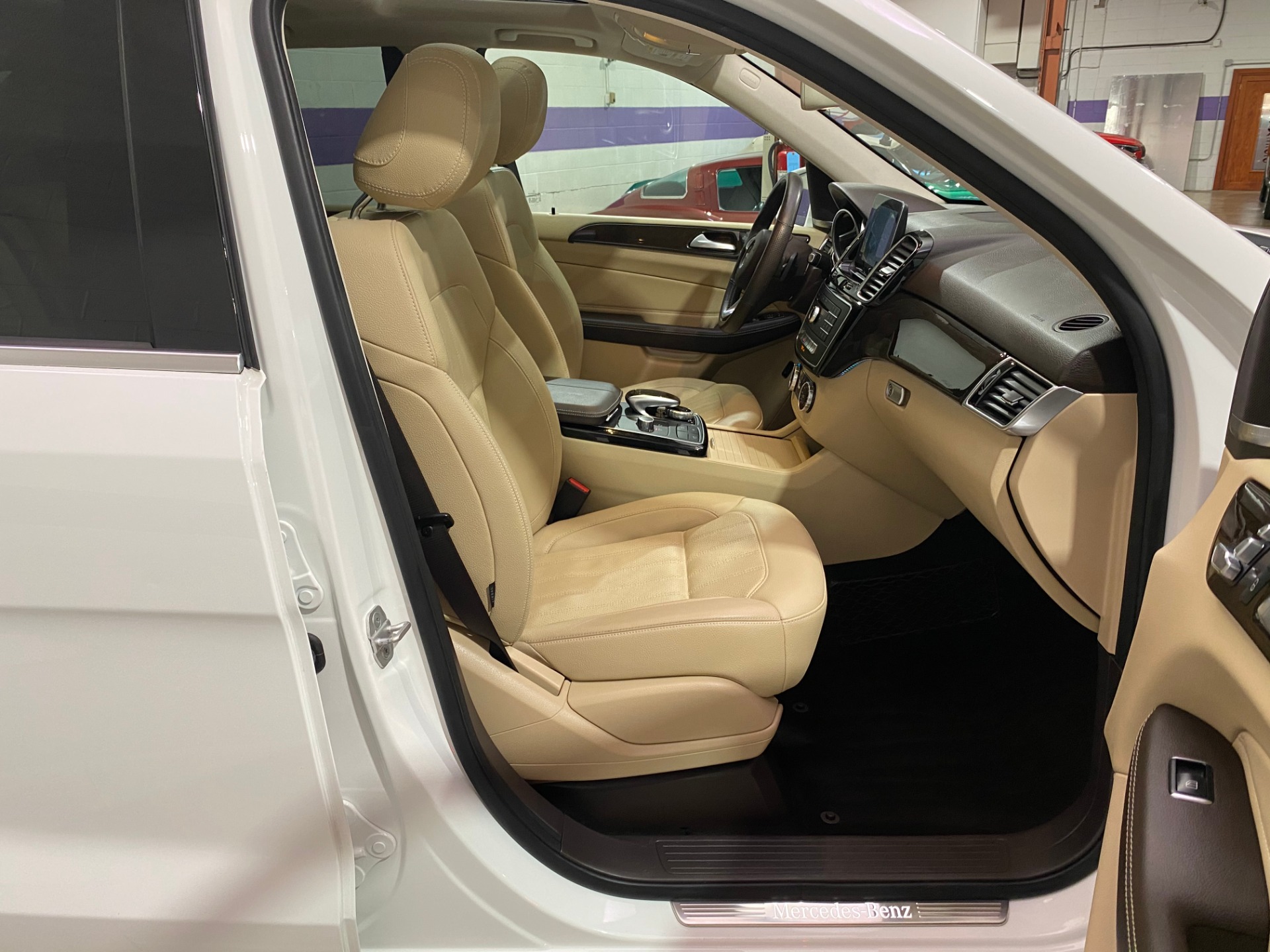 Used-2017-Mercedes-Benz-GLE-GLE-350-4MATIC