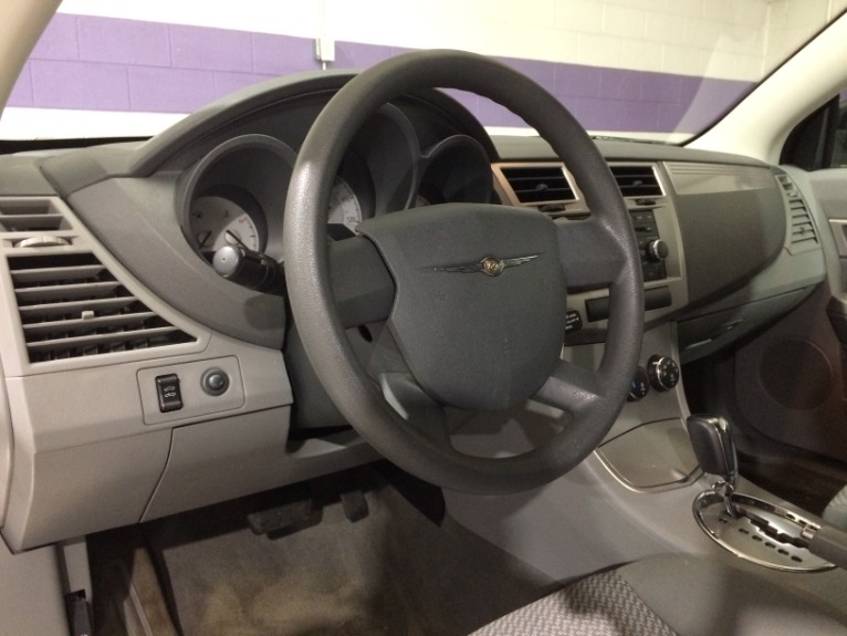 Used-2008-Chrysler-Sebring-LX
