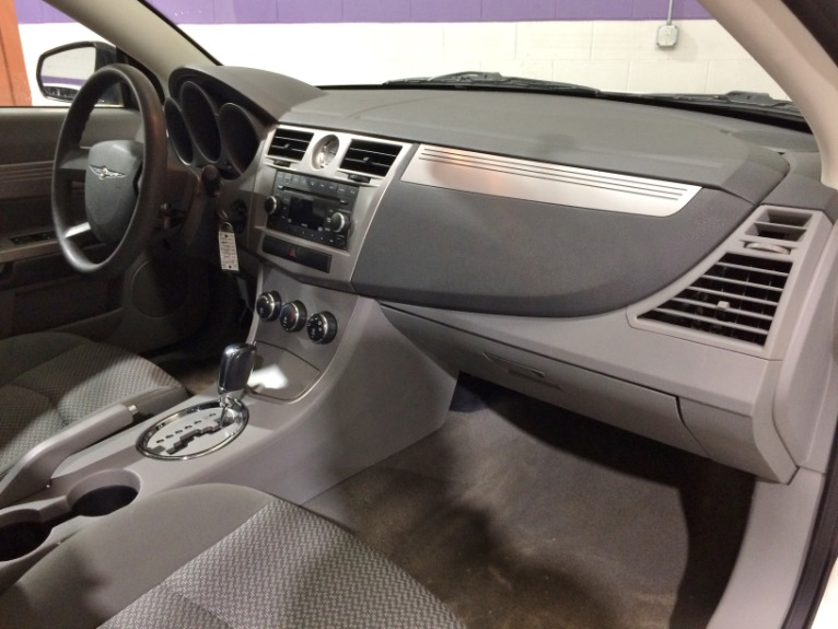 Used-2008-Chrysler-Sebring-LX