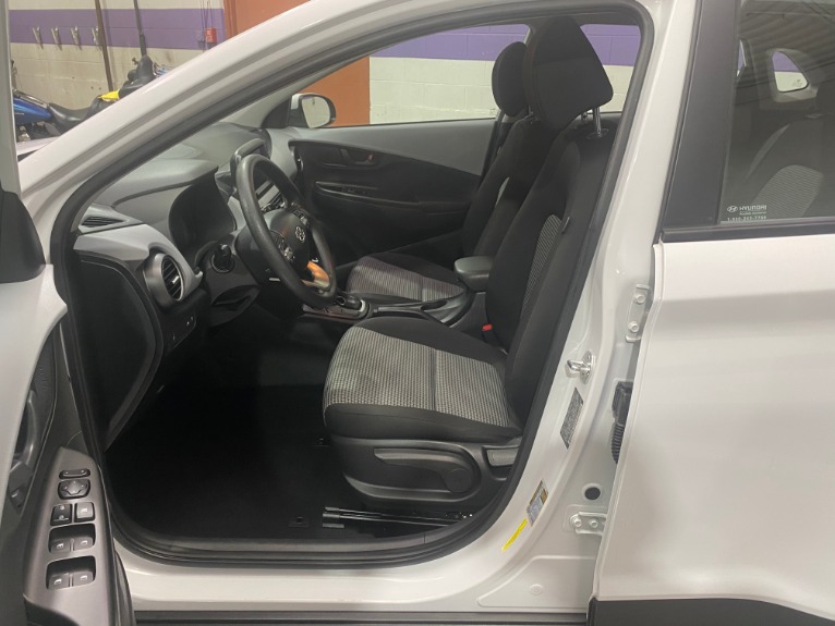 Used-2019-Hyundai-Kona-SE-AWD