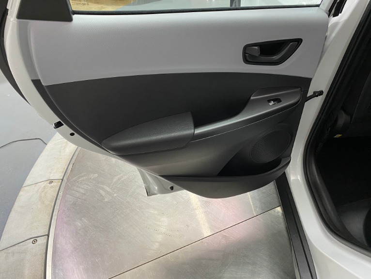Used-2019-Hyundai-Kona-SE-AWD