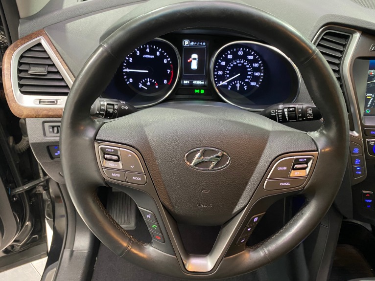 Used-2017-Hyundai-Santa-Fe-SE-Ultimate-FWD