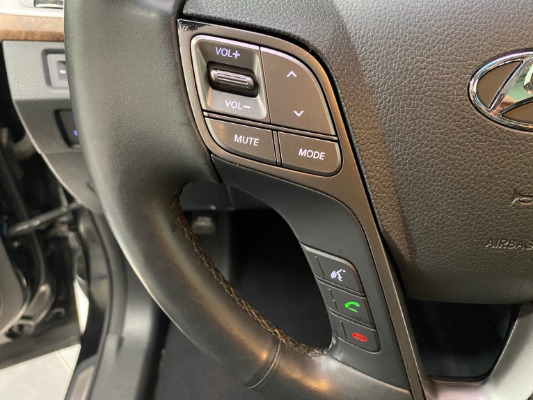 Used-2017-Hyundai-Santa-Fe-SE-Ultimate-FWD