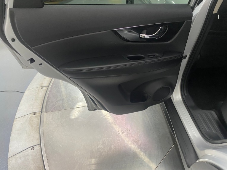 Used-2019-Nissan-Rogue-SL-FWD