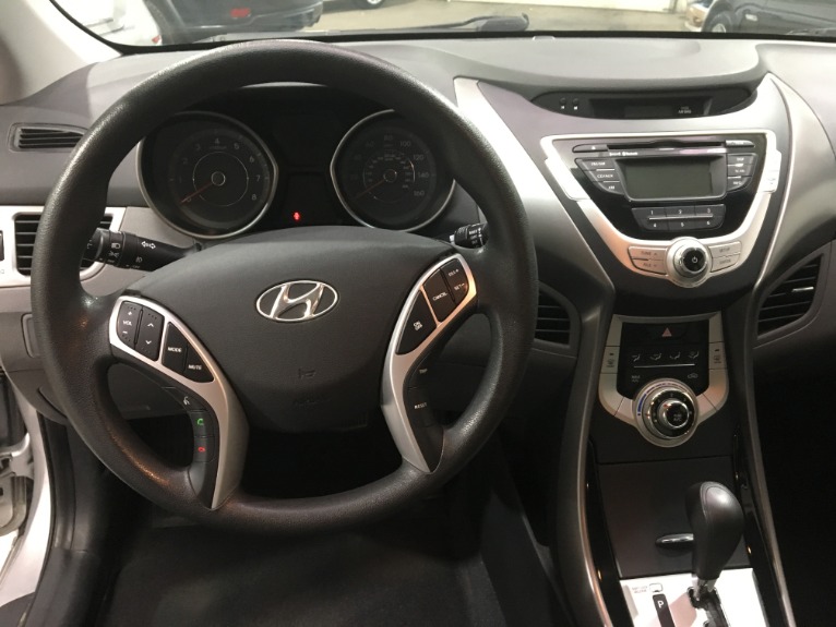Used-2012-Hyundai-Elantra-GLS
