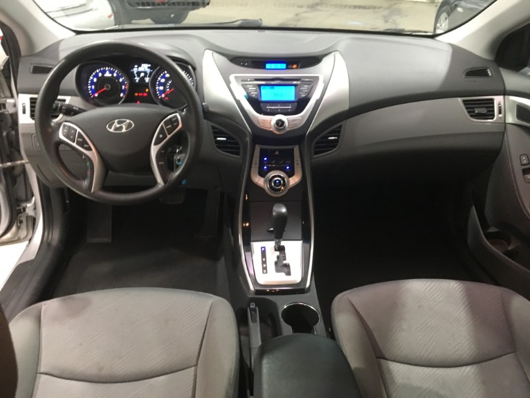 Used-2012-Hyundai-Elantra-GLS