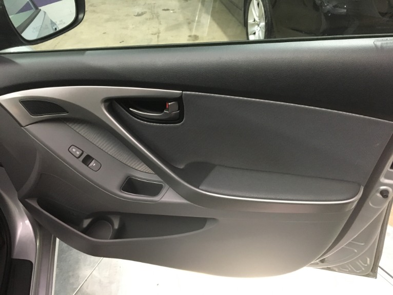 Used-2012-Hyundai-Elantra-GLS
