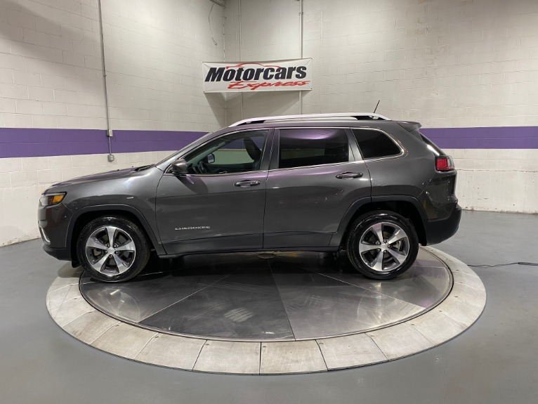Used-2019-Jeep-Cherokee-Limited-FWD
