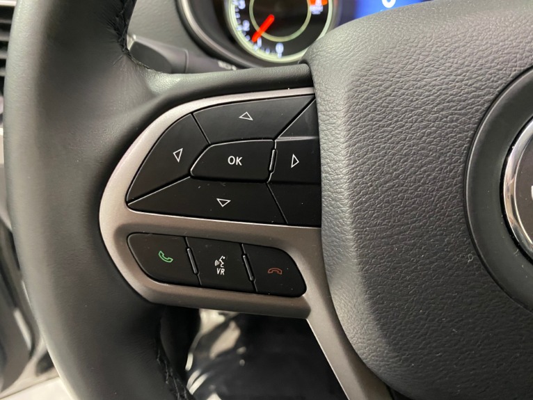 Used-2019-Jeep-Cherokee-Limited-V6-4X4