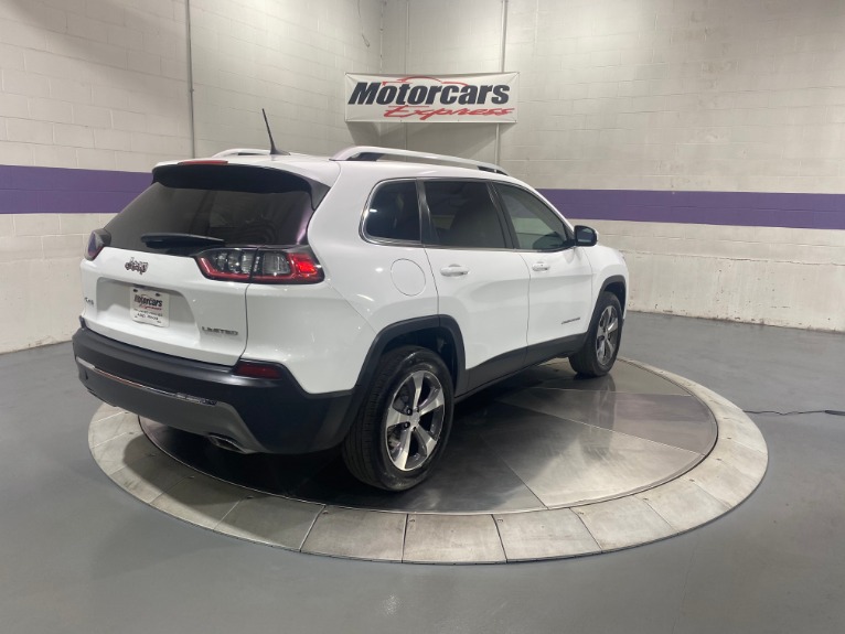 Used-2019-Jeep-Cherokee-Limited-V6-4X4