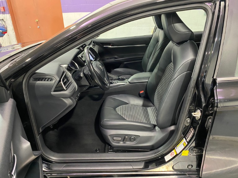 Used-2019-Toyota-Camry-SE-FWD