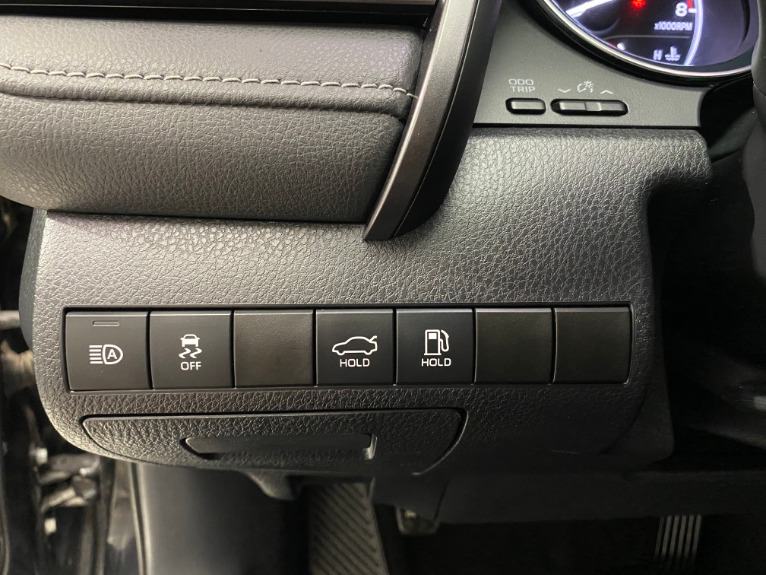 Used-2019-Toyota-Camry-SE-FWD