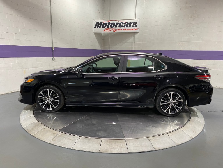 Used-2019-Toyota-Camry-SE-FWD