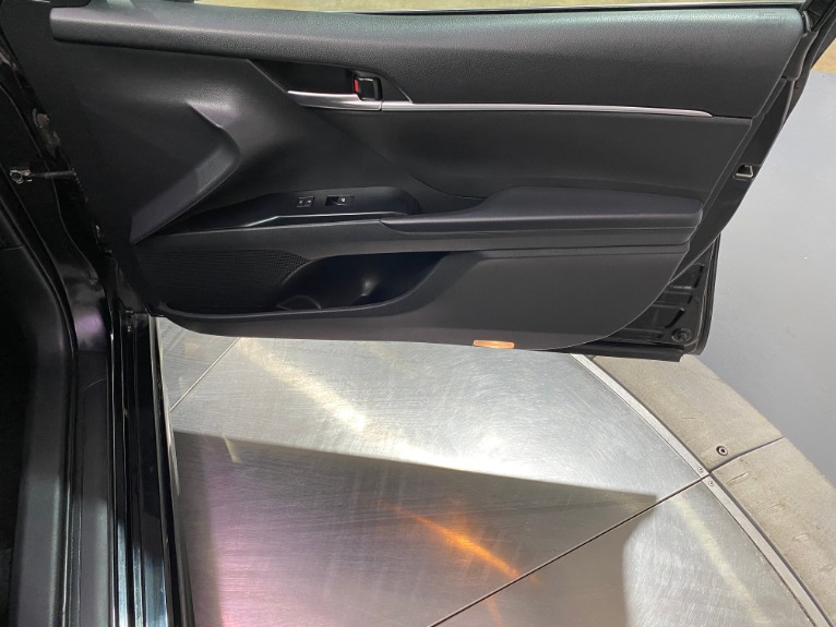Used-2019-Toyota-Camry-SE-FWD