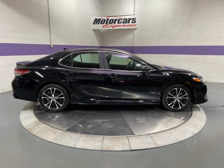 Used-2019-Toyota-Camry-SE-FWD