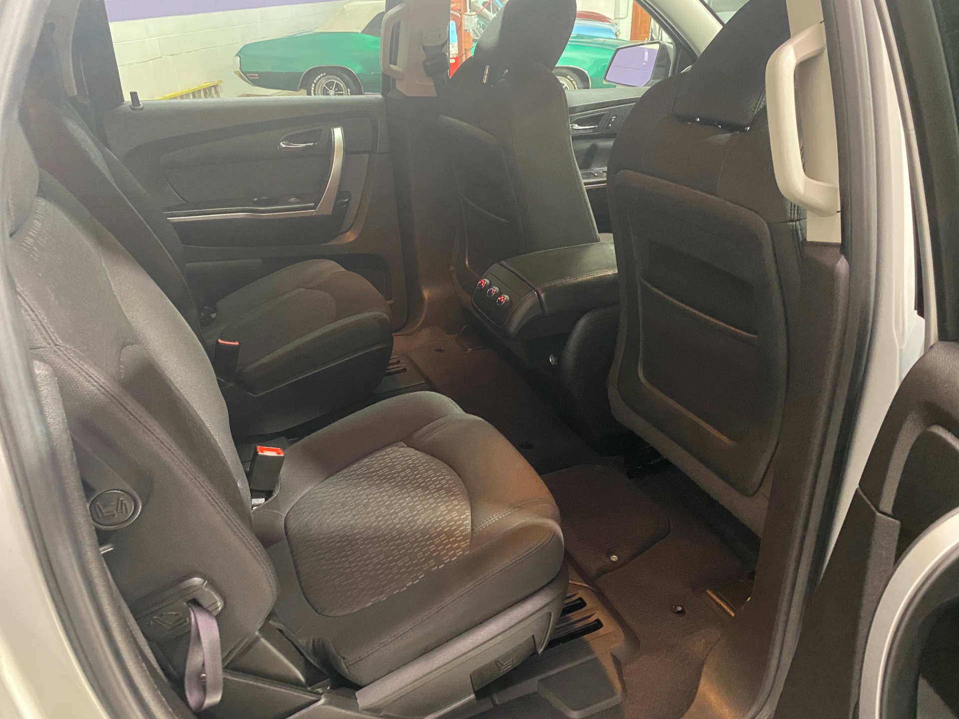 Used-2012-GMC-Acadia-SLE-FWD