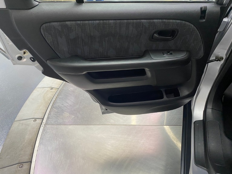 Used-2002-Honda-CR-V-LX-FWD