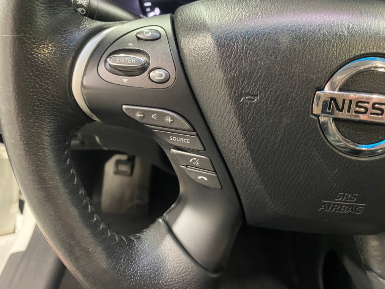 Used-2014-Nissan-Pathfinder-SV-4X4