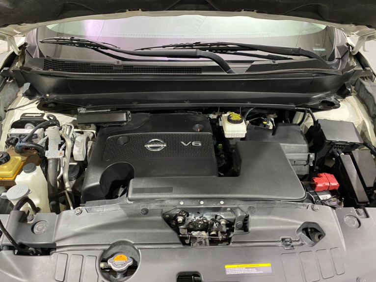 Used-2014-Nissan-Pathfinder-SV-4X4