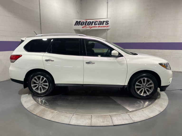 Used-2014-Nissan-Pathfinder-SV-4X4