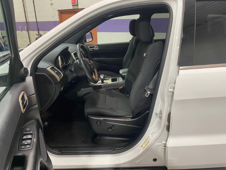 Used-2015-Jeep-Grand-Cherokee-Laredo-E-4X4