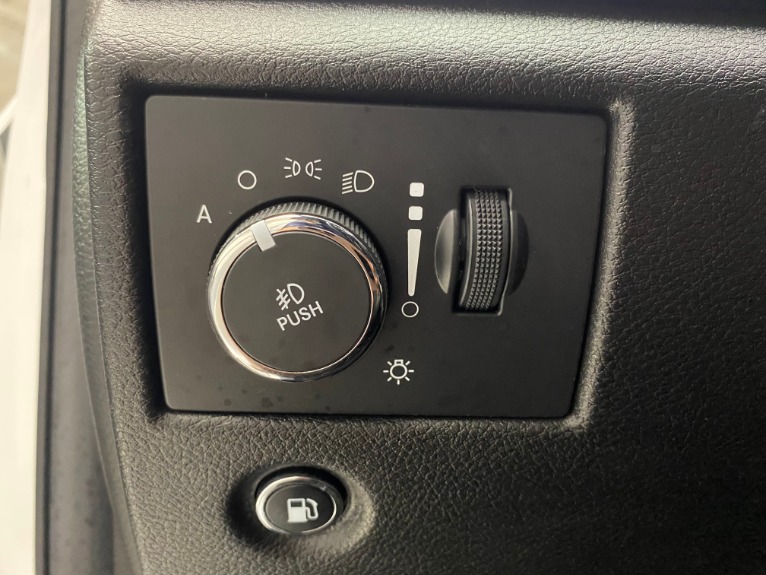 Used-2015-Jeep-Grand-Cherokee-Laredo-E-4X4