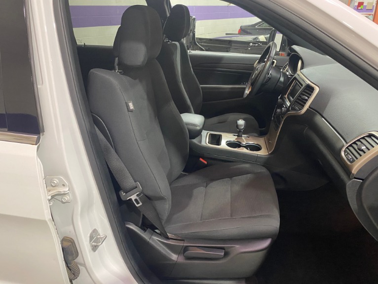 Used-2015-Jeep-Grand-Cherokee-Laredo-E-4X4
