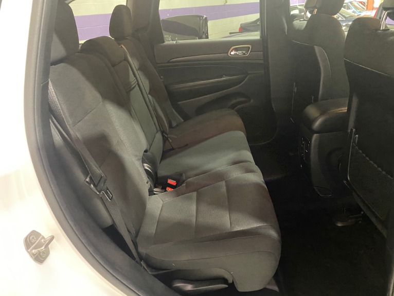 Used-2015-Jeep-Grand-Cherokee-Laredo-E-4X4