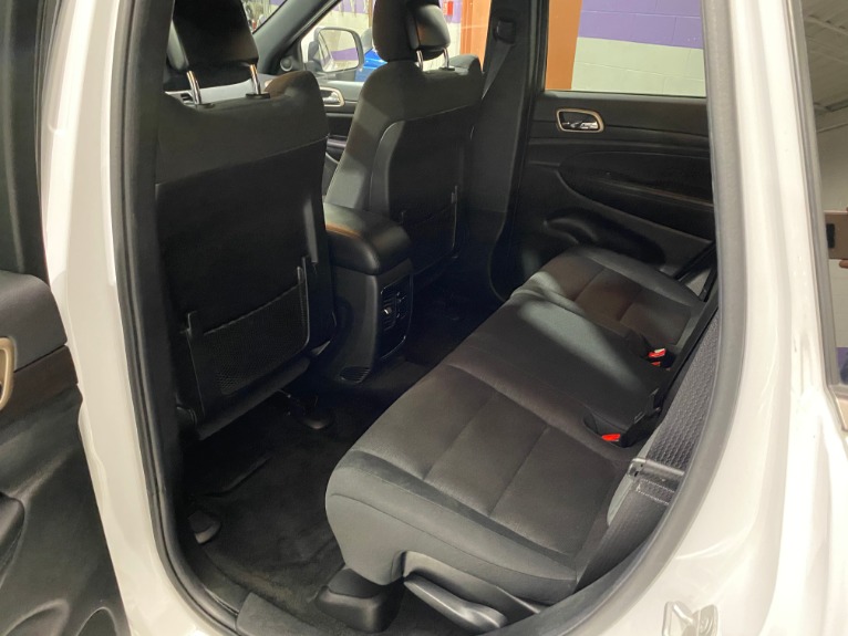 Used-2015-Jeep-Grand-Cherokee-Laredo-E-4X4