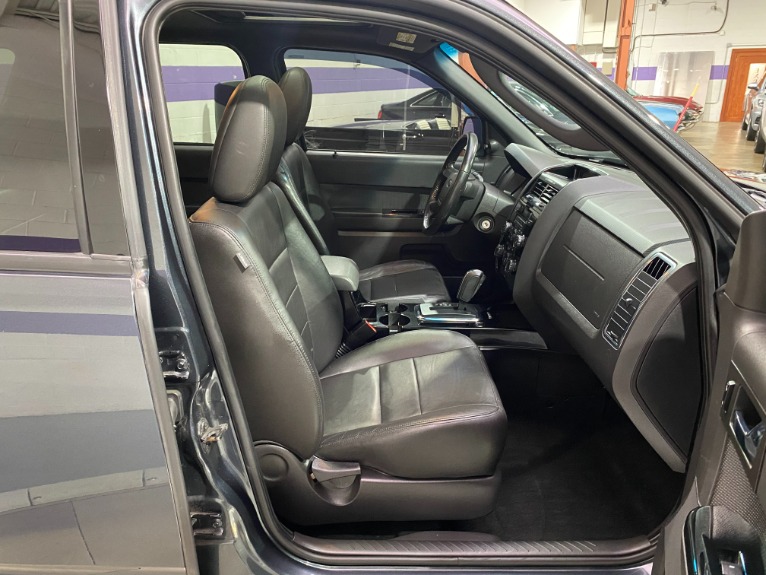 Used-2009-Ford-Escape-Limited-FWD
