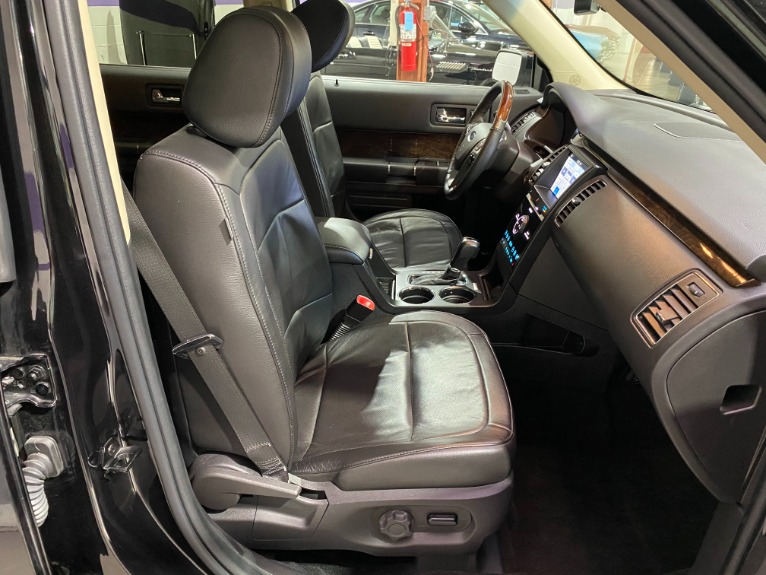 Used-2019-Ford-Flex-Limited-AWD