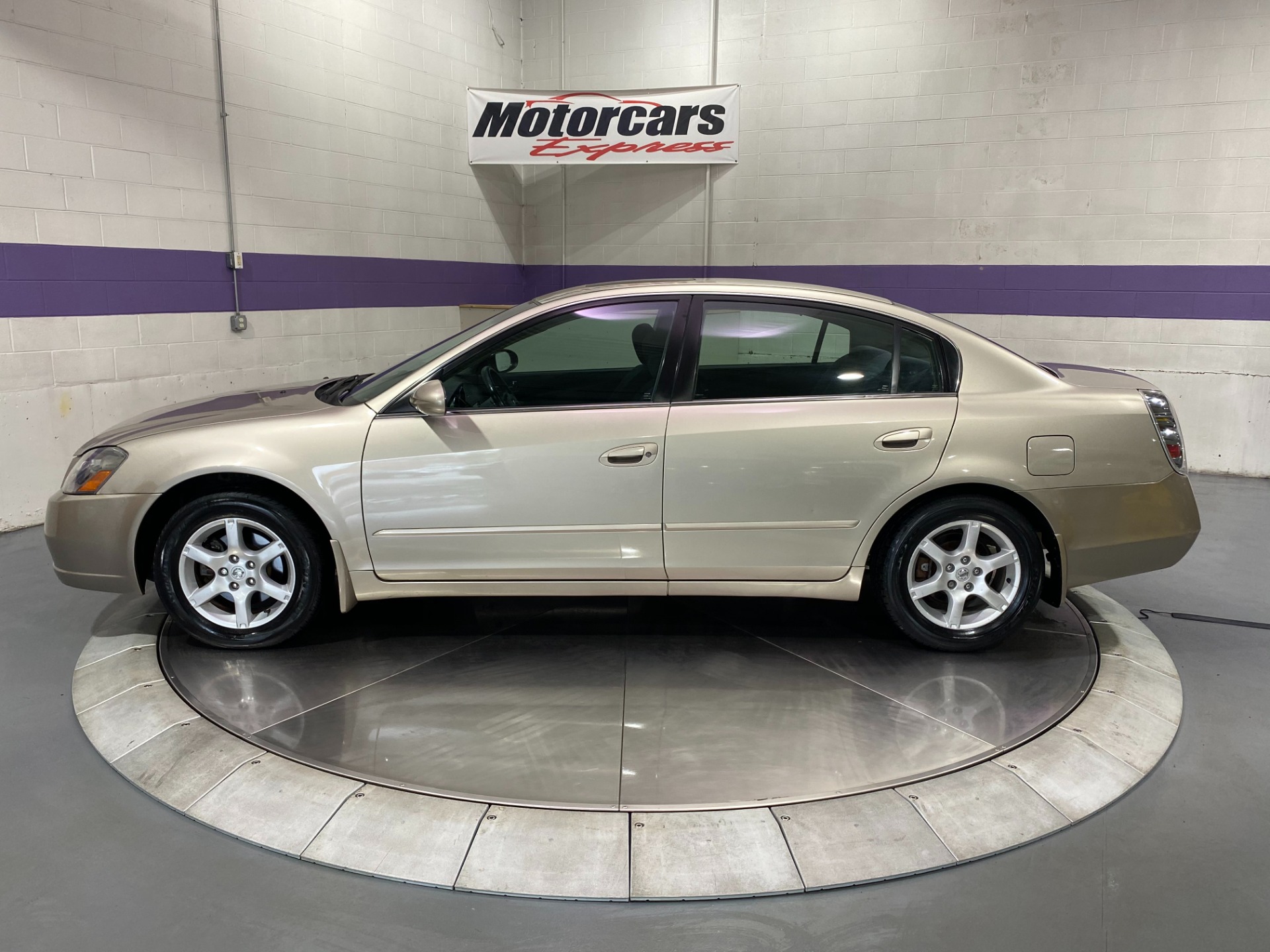 Used-2006-Nissan-Altima-25-S-Special-Edition