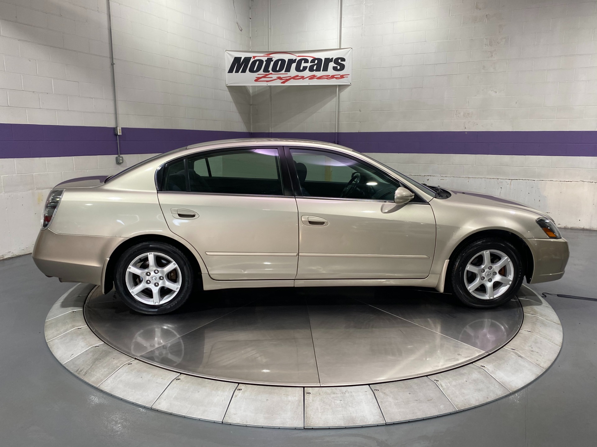 Used-2006-Nissan-Altima-25-S-Special-Edition