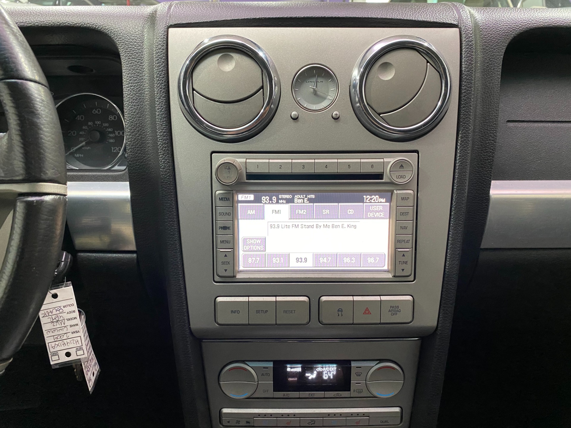 Used-2009-Lincoln-MKZ-FWD-Base