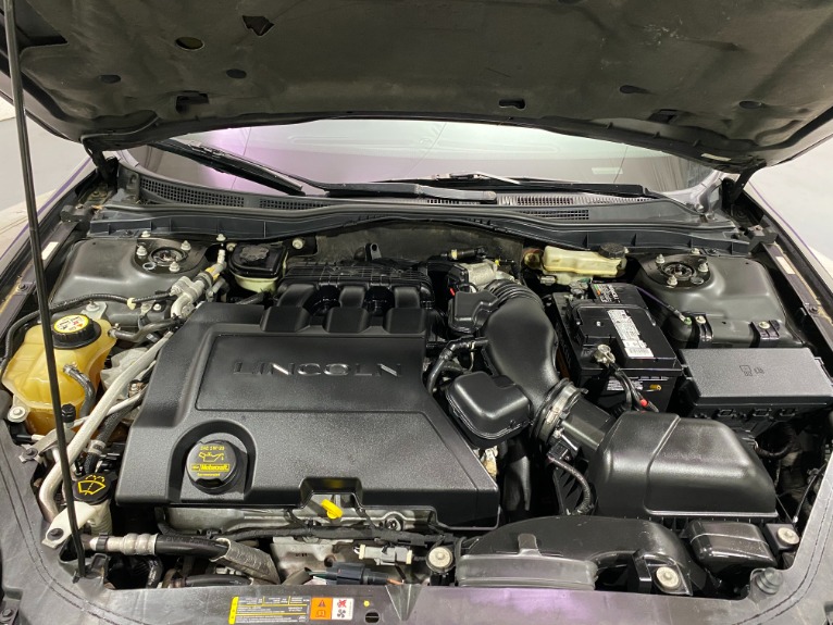 Used-2009-Lincoln-MKZ-FWD-Base