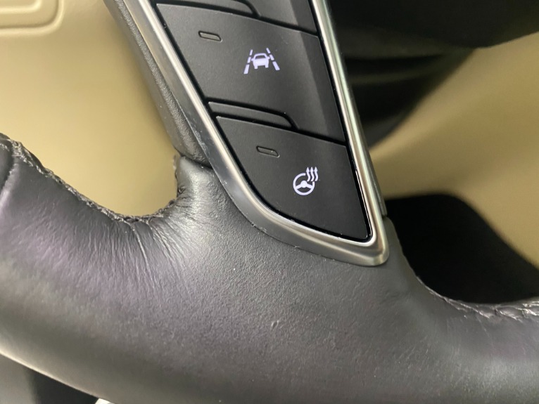 Used-2017-Cadillac-XT5-Luxury-AWD
