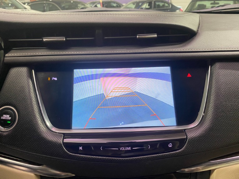 Used-2017-Cadillac-XT5-Luxury-AWD