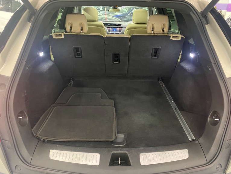 Used-2017-Cadillac-XT5-Luxury-AWD