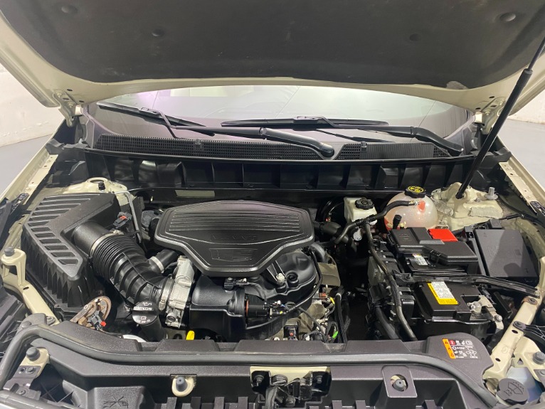 Used-2017-Cadillac-XT5-Luxury-AWD