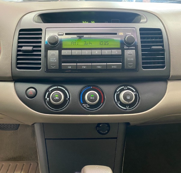Used-2005-Toyota-Camry-LE-FWD