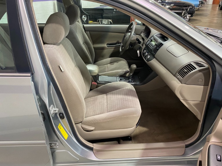 Used-2005-Toyota-Camry-LE-FWD